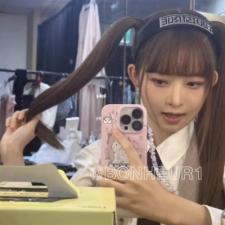 韓国女性アイドルiPhone 15/15 Plusケース可愛いうさぎ直井怜IVE芸能人愛用アイフォン15 Pro/14pro/13promaxケース兎ラビット薄型ive携帯カバー ピンク15promaxアイドルiphone14pro/13