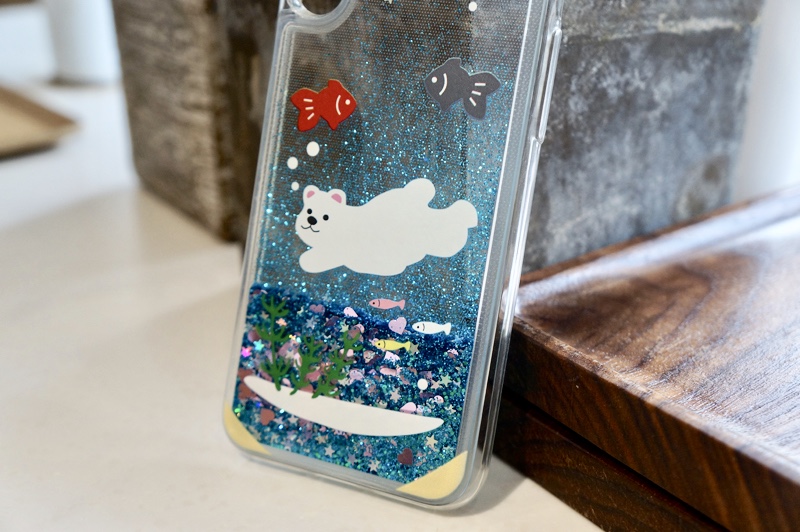 かわいいシロクマ金魚iphoneX/8plus/7携帯カバー動物アニマル海底 深海iphone11ラメ スパンコール