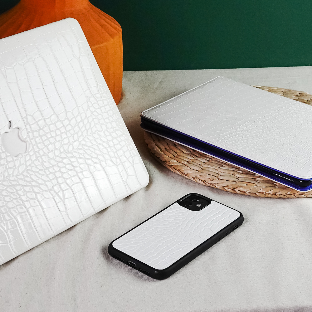 ホワイト色ワニ柄スマホケースiPhone 13 Pro Max/12pro高級ケース白いカラー アイフォン13proカバー