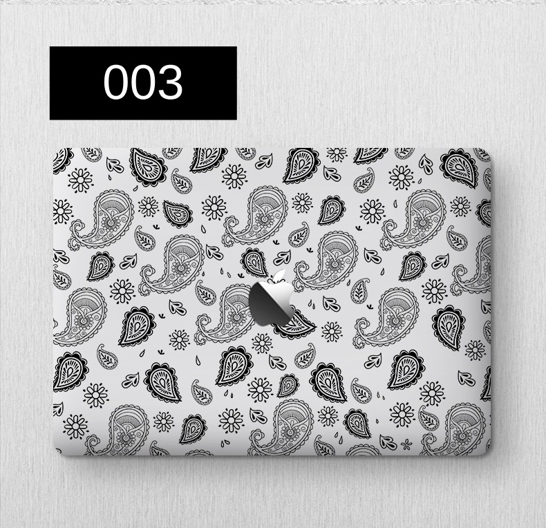 ミレニアムファルコン2021 14インチMacBook Pro透明クリア星柄イラスト個性的