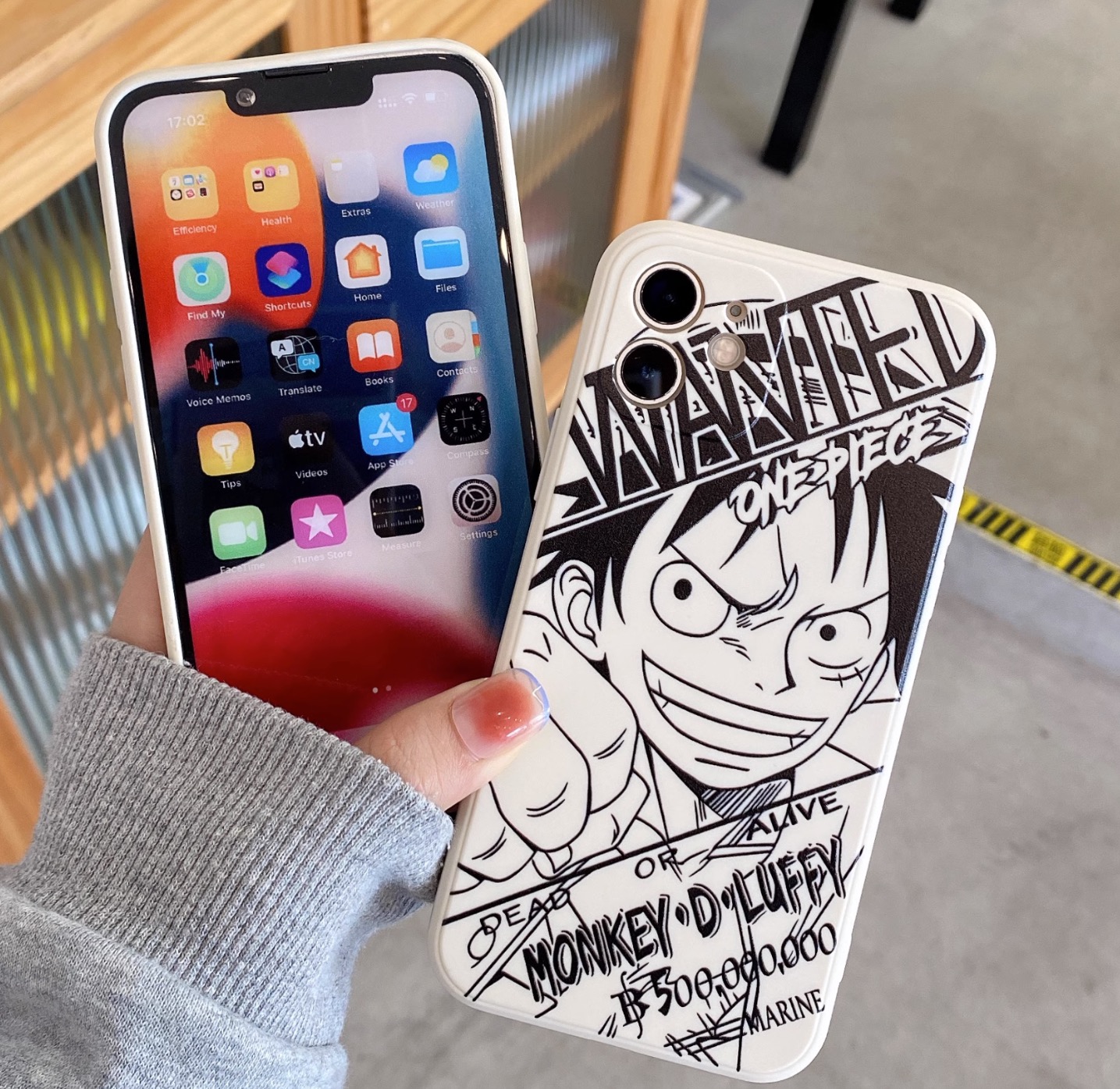 モンキー・D・ルフィ漫画アイフォン11promaxケース キャラクターiPhone12pro13miniカバー耐衝撃se3サンジ トニートニー・チョッパー14スマホケース白い黒い