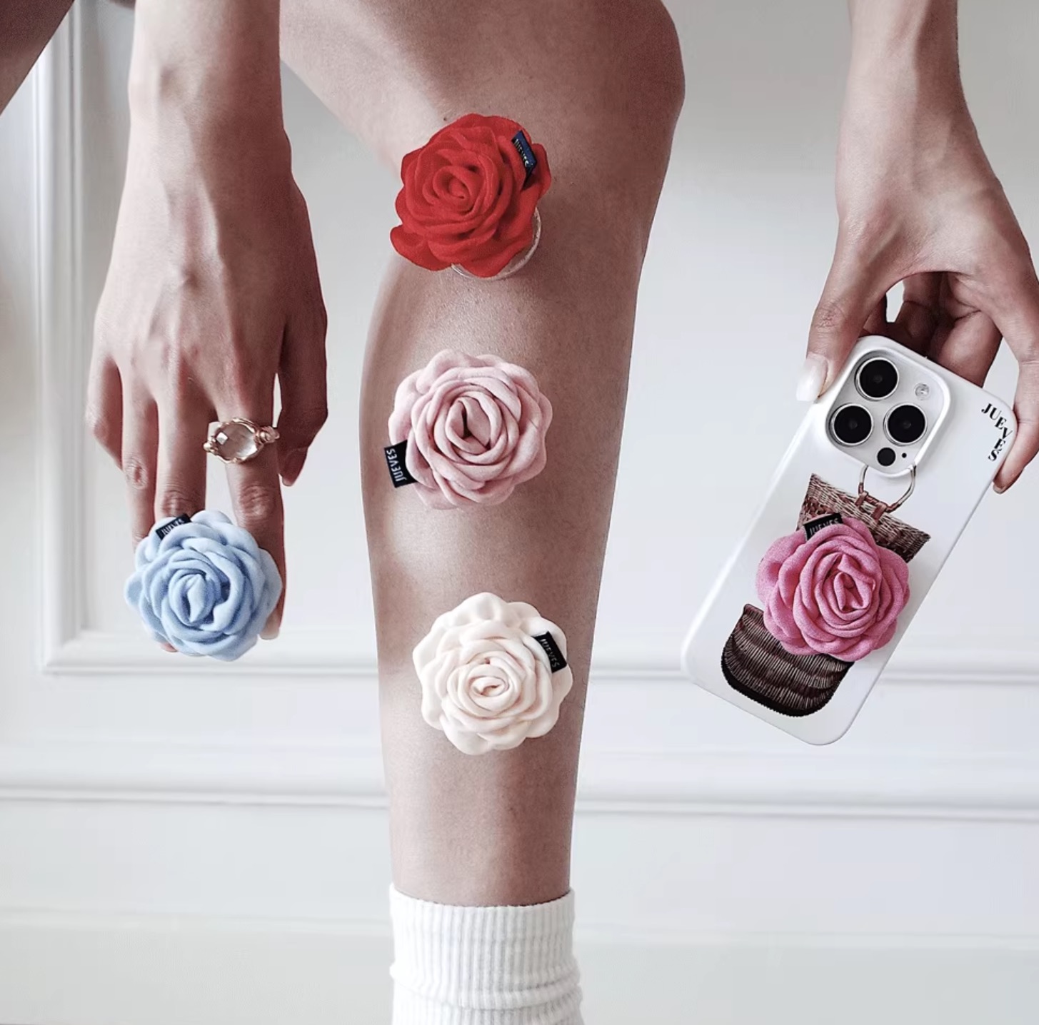 スマホリングお花 背面 落下防止スマホスタンド薔薇ローズ指に通すフラワーかわいいファッションおしゃれスマホグリップ