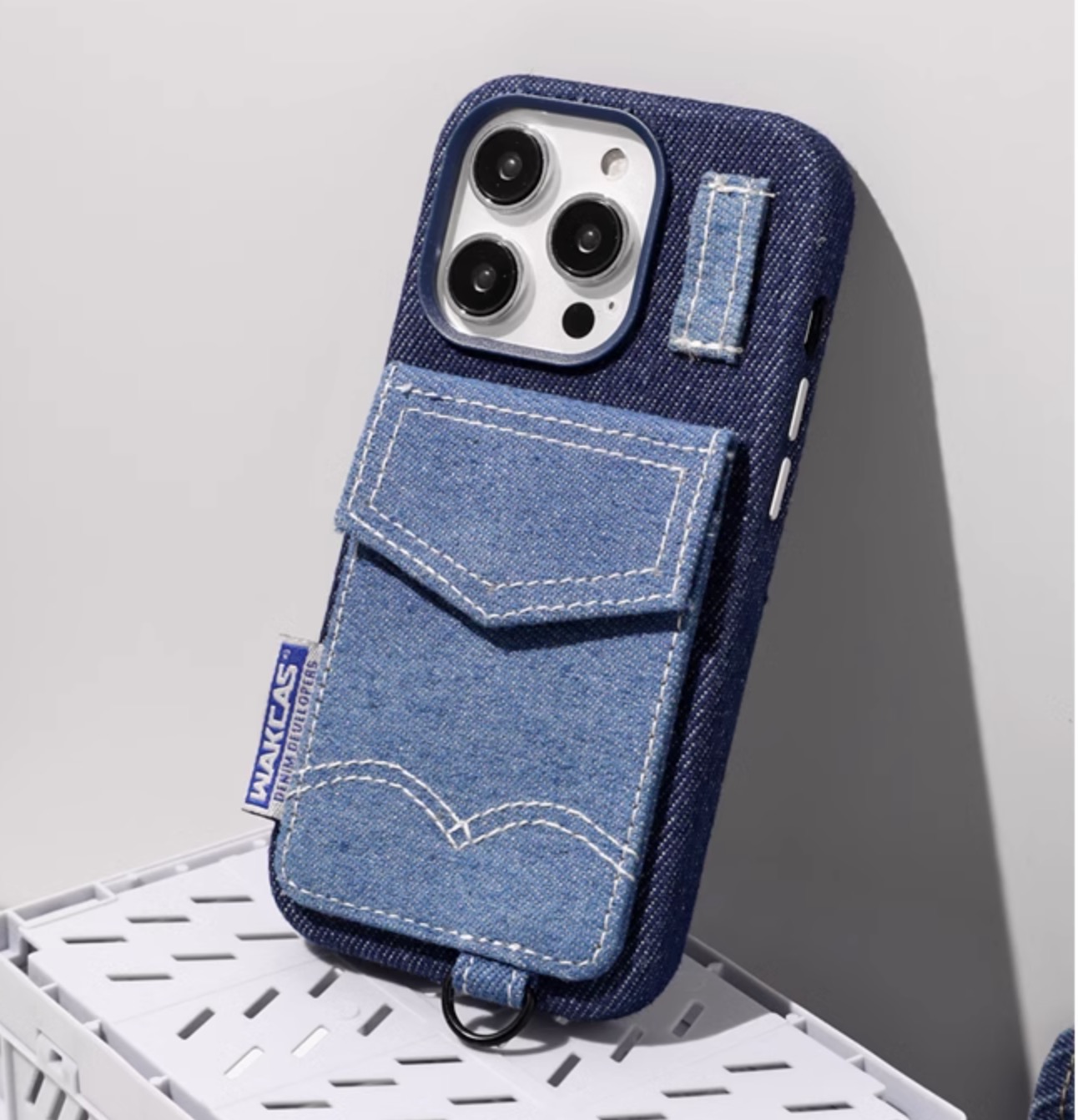 デニム iphone16ケース16promaxスマホケース個性的刺繍アイフォン16 Plusカード収納
