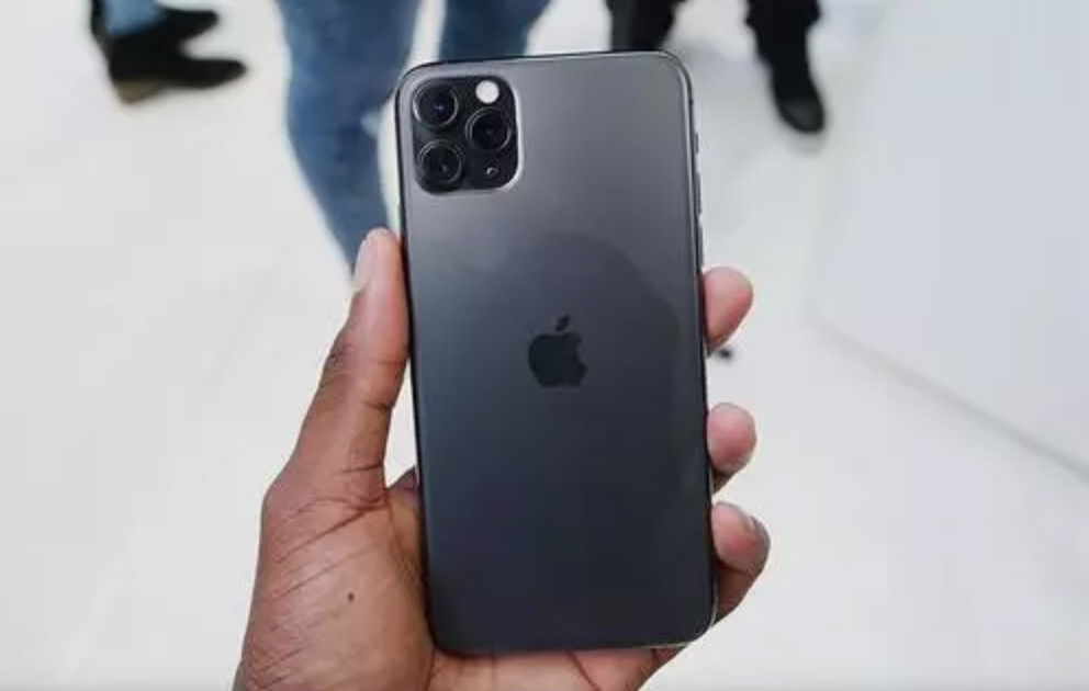 iPhone11の予約台数が480%増える、この色が一番人気！